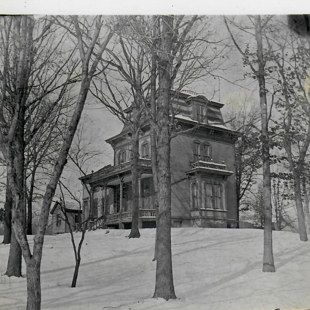 844 Pine circa 1900